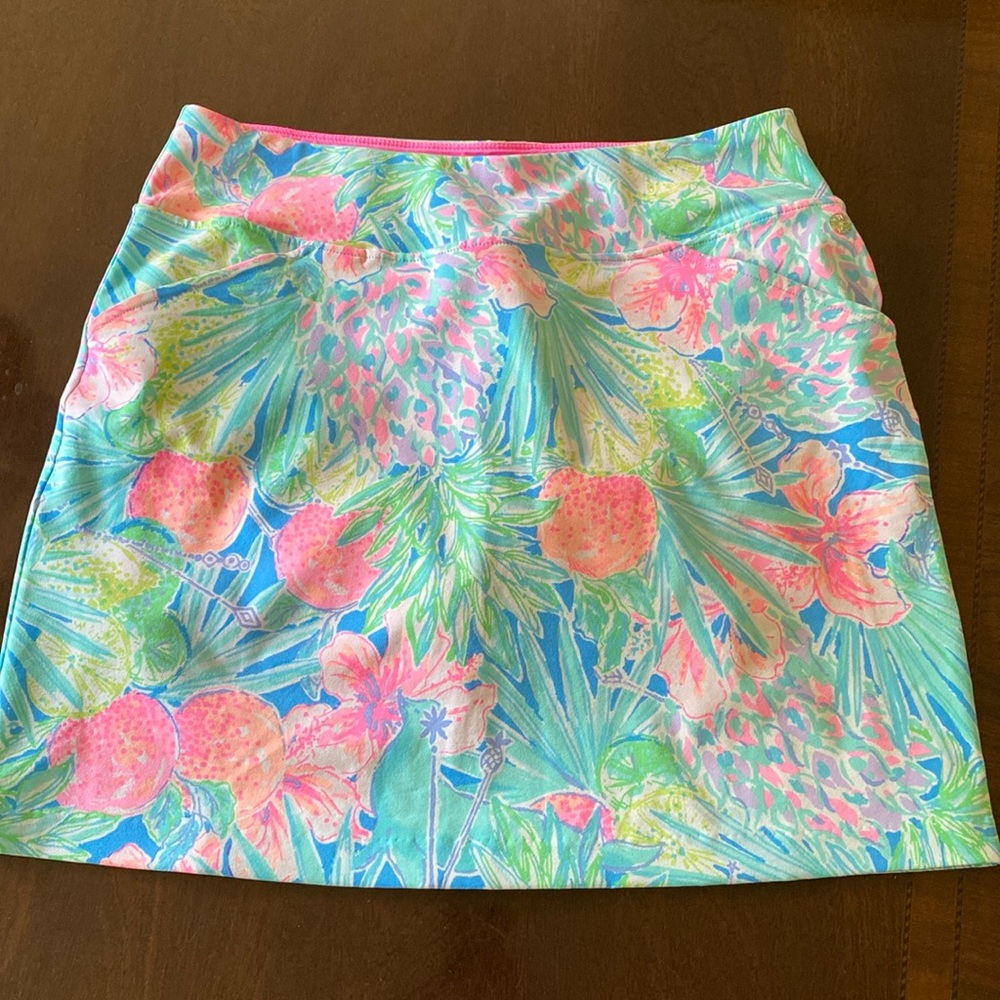 Lilly Pulitzer Luxetic Monica skirt/skort size 8